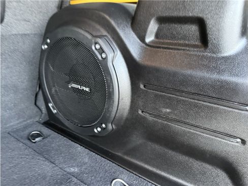 Used 2019 Jeep Wrangler Unlimited Sahara w/ Quick Order Package 24M Moab AWD/4WD image 24