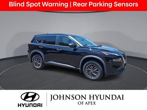 Used 2021 Nissan Rogue S AWD/4WD image 2