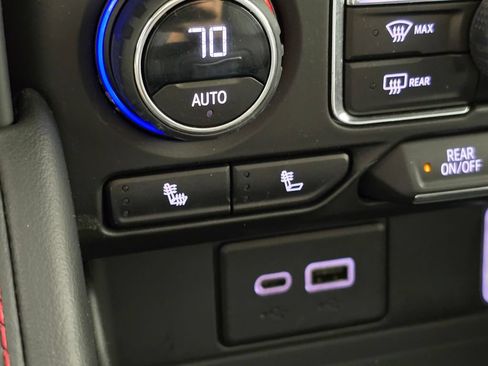 Used 2023 Chevrolet Tahoe RST AWD/4WD image 33
