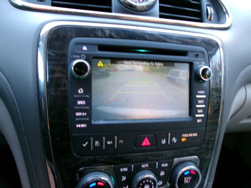 Used 2014 Buick Enclave Premium w/ Trailering Provision Package image 2