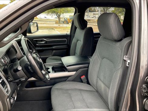 Used 2019 RAM 1500 Big Horn image 10