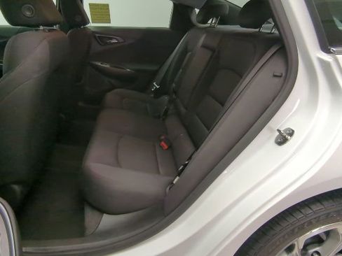 Used 2024 Chevrolet Malibu LT image 25