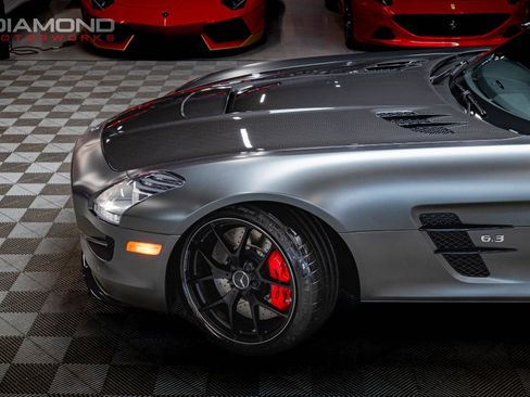 Used 2015 Mercedes-Benz SLS AMG GT Final Edition image 33