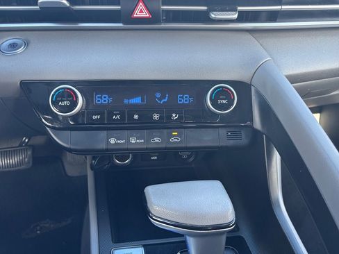 Used 2021 Hyundai Elantra SEL w/ Cargo Package FWD image 32