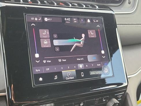 New 2025 Jeep Grand Cherokee Laredo X image 23