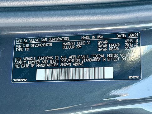 Used 2022 Volvo S60 B5 Momentum w/ Premium Package image 26