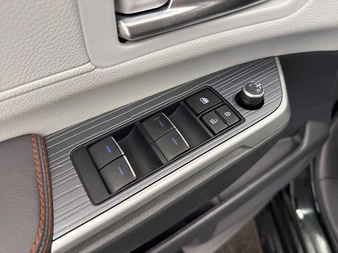 Certified 2023 Toyota Sienna XSE image 41