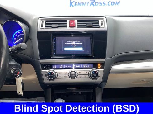 Used 2016 Subaru Outback 2.5i Premium image 20