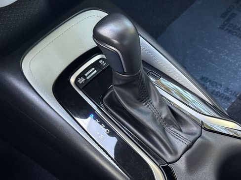 Certified 2023 Toyota Corolla SE w/ SE Premium Package FWD image 19