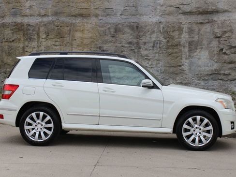 Used 2010 Mercedes-Benz GLK 350 2WD image 8