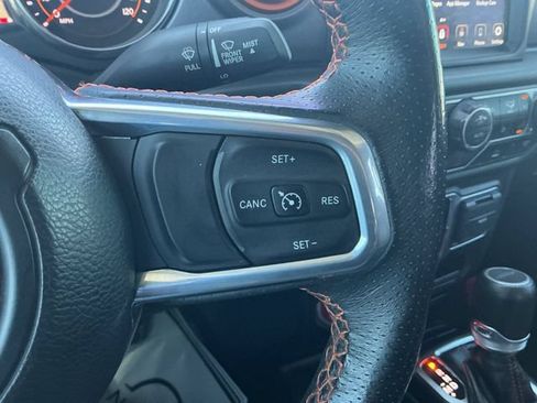 Used 2023 Jeep Gladiator Mojave w/ LED Lighting Group AWD/4WD image 16