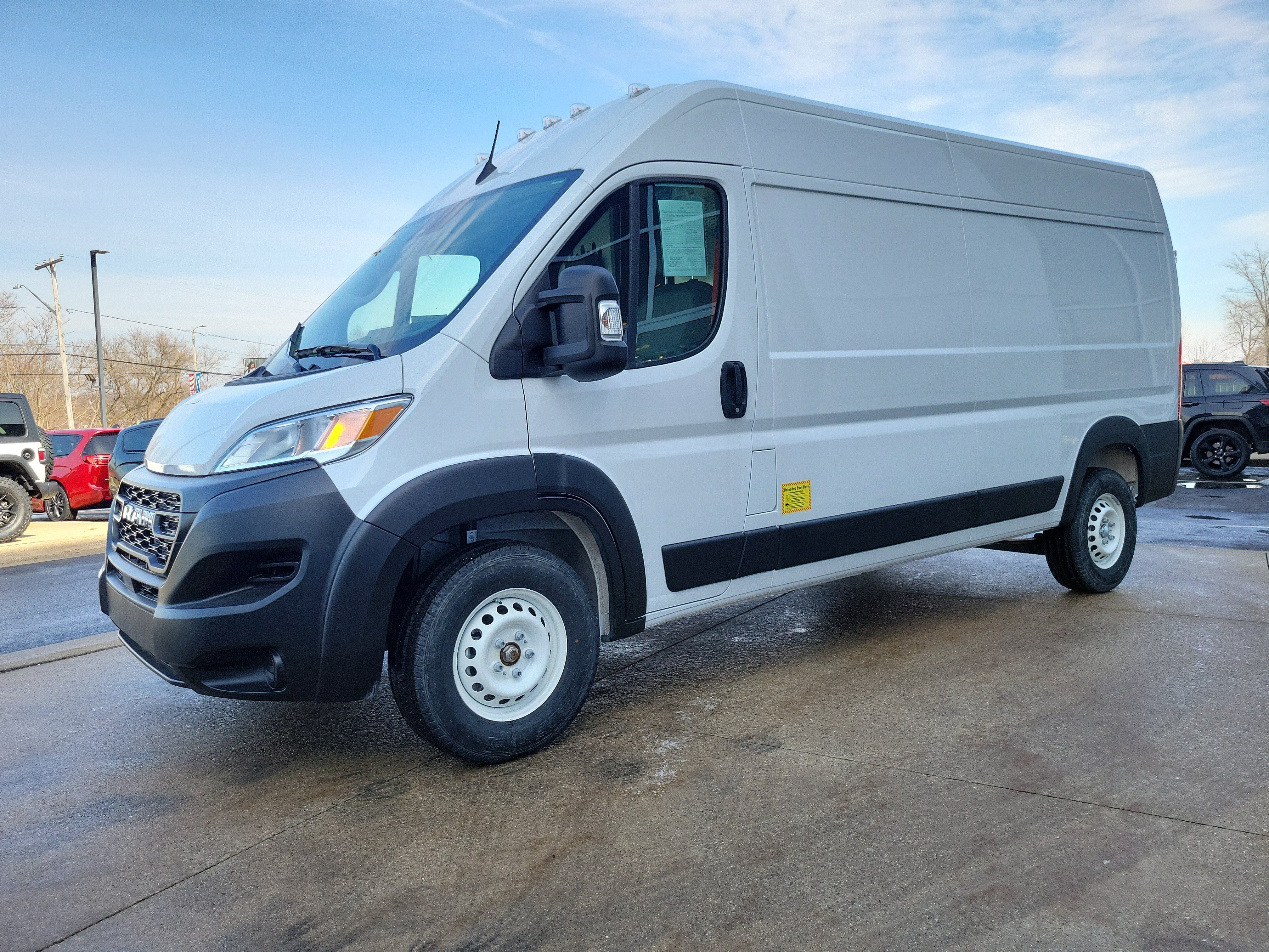 Used 2025 RAM ProMaster 2500 w/ Cold Weather Group FWD image 2