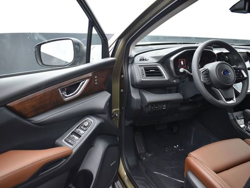 Certified 2023 Subaru Ascent Touring image 9