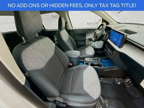 New 2026 Ford Maverick XLT image 25