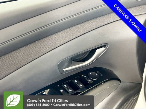 Used 2025 Hyundai Tucson Limited image 12