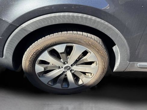 Used 2020 Kia Telluride S image 31