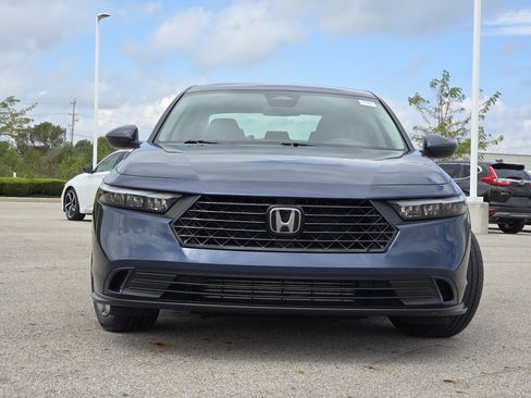 Used 2024 Honda Accord EX image 12