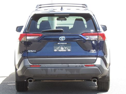 Used 2024 Toyota RAV4 XLE Premium w/ Weather Package AWD/4WD image 7
