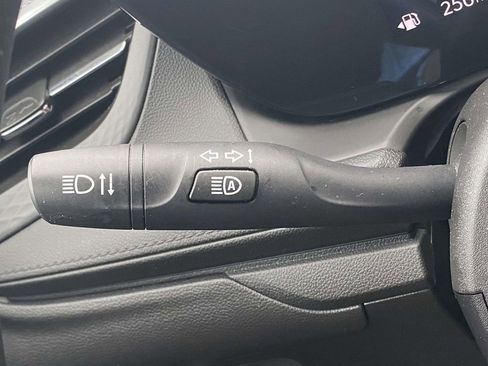 Used 2024 Buick Encore GX Sport Touring FWD image 21