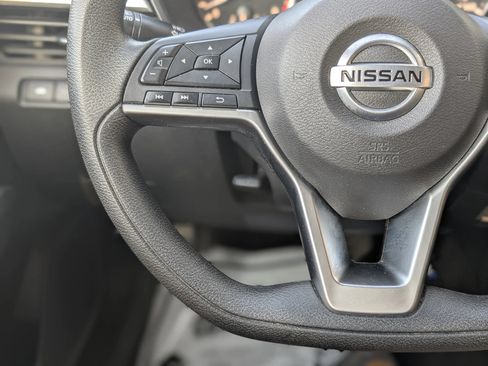 Used 2022 Nissan Altima 2.5 SV FWD image 29