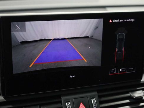 Used 2023 Audi Q5 2.0T Premium w/ Convenience Package image 31