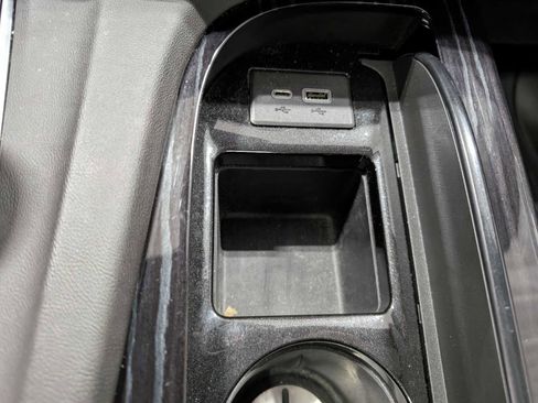 Used 2021 Cadillac Escalade Sport w/ Driver Assist Tech Package image 34