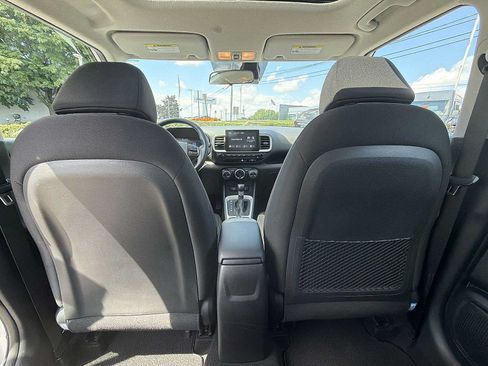 Used 2023 Hyundai Venue SEL w/ Cargo Package FWD image 20