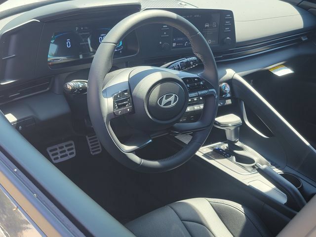 New 2026 Hyundai Elantra SEL Sport FWD image 5