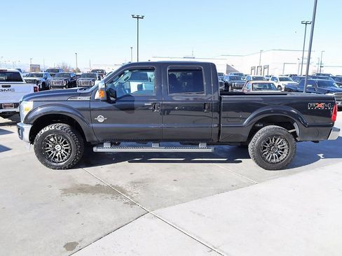 Used 2011 Ford F250 Lariat w/ Chrome Pkg AWD/4WD image 3