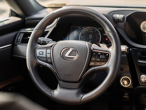 Used 2023 Lexus ES 350 w/ Premium Package image 35