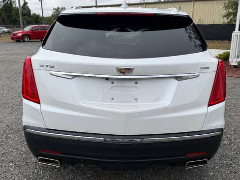 Used 2017 Cadillac XT5 Luxury w/ Driver Awareness Package image 6