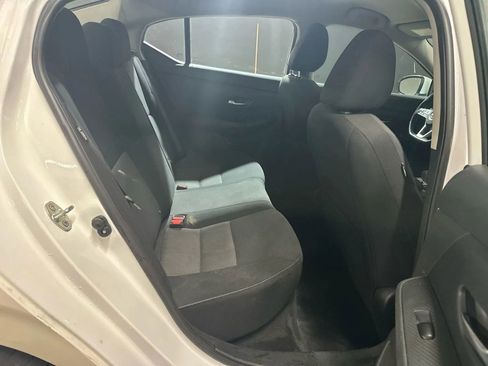 Used 2023 Nissan Sentra SV FWD image 13