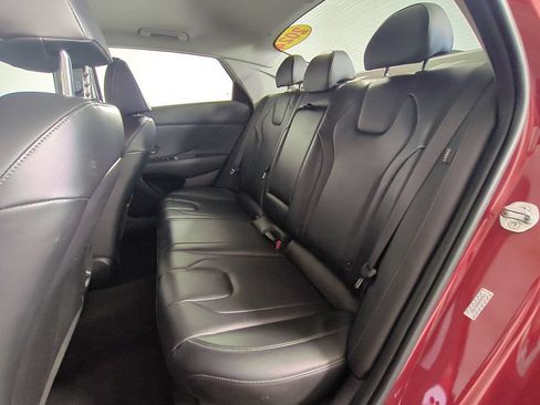 Used 2024 Hyundai Elantra Limited FWD image 14