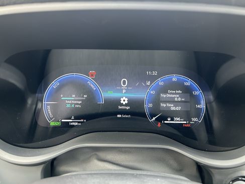 Used 2025 Toyota Sienna Platinum image 30