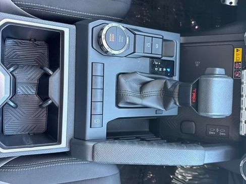 Used 2024 Toyota Tacoma TRD Sport RWD image 15