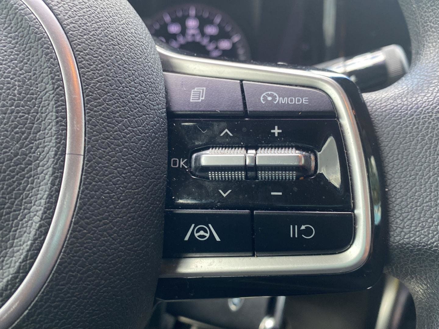 Used 2021 Kia Sorento LX FWD image 20