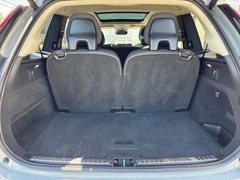 Used 2025 Volvo XC90 B6 Plus AWD/4WD image 12