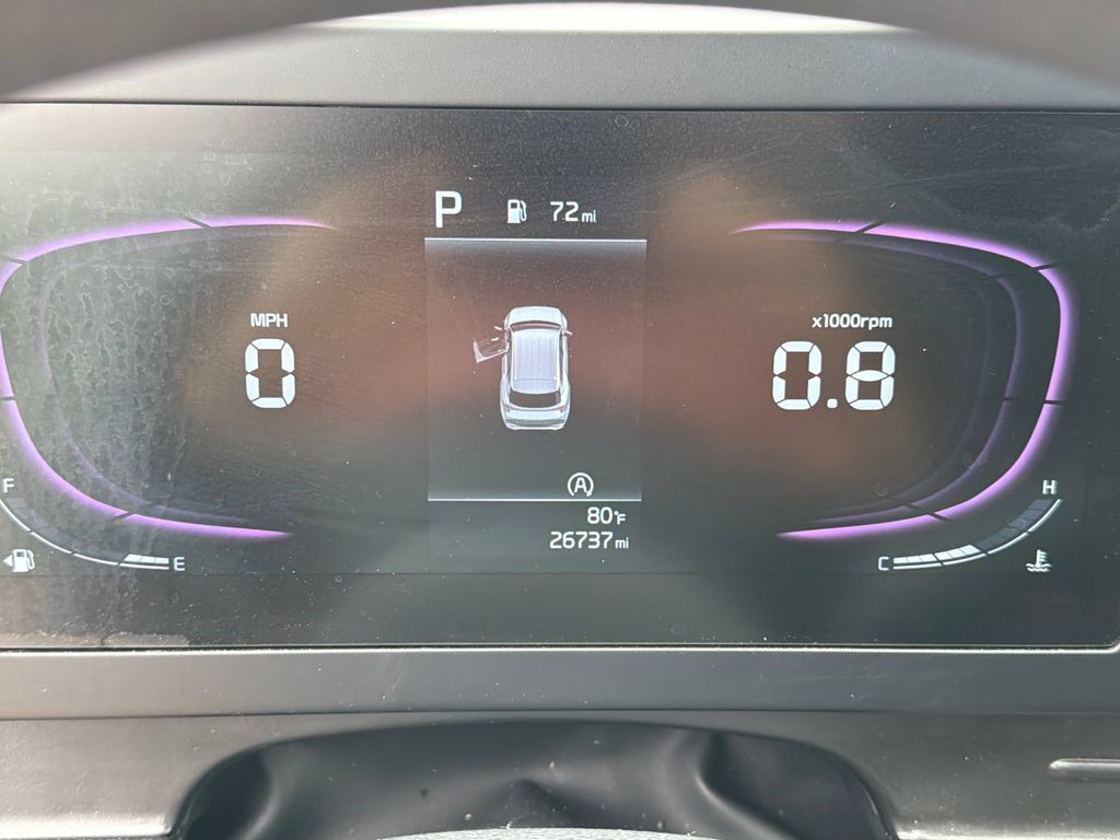 Used 2025 Kia Sportage LX FWD image 26