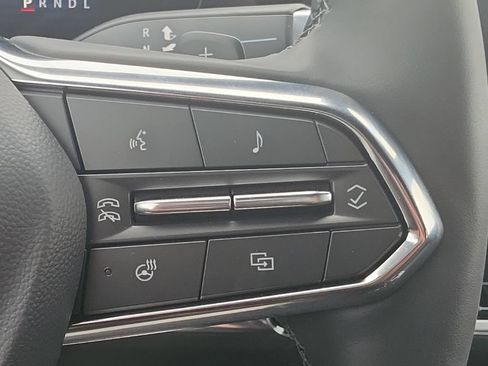 New 2026 Chevrolet Equinox LT w/ Convenience Package II FWD image 17