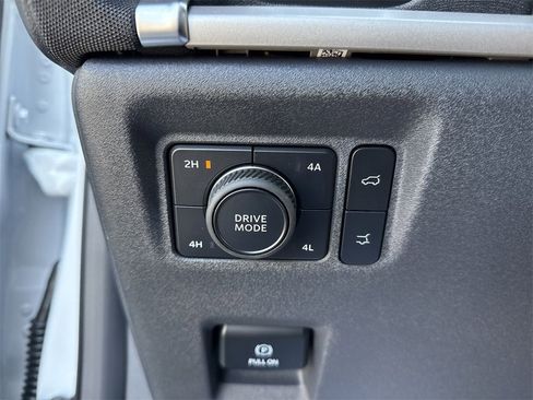 New 2025 Ford Expedition Active image 35