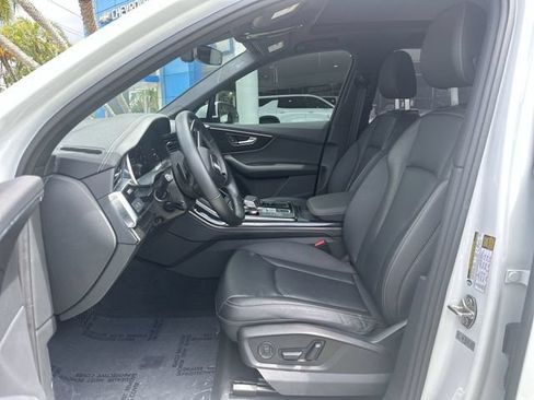 Used 2025 Audi Q7 2.0T Premium Plus w/ Premium Plus Package AWD/4WD image 30