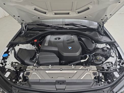 New 2025 BMW 330i xDrive Sedan w/ Convenience Package AWD/4WD image 30