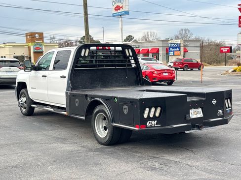 Used 2019 Chevrolet Silverado 3500 W/T w/ WT Convenience Package image 3