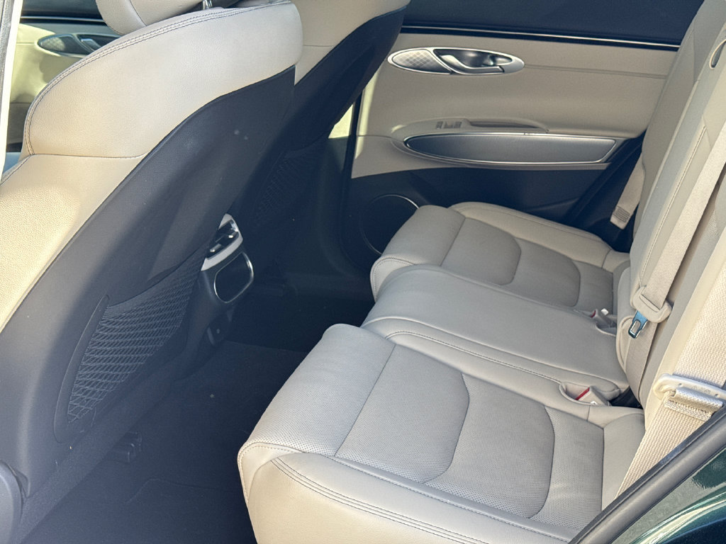 Used 2022 Genesis GV70 2.5T w/ Select Package AWD/4WD image 20