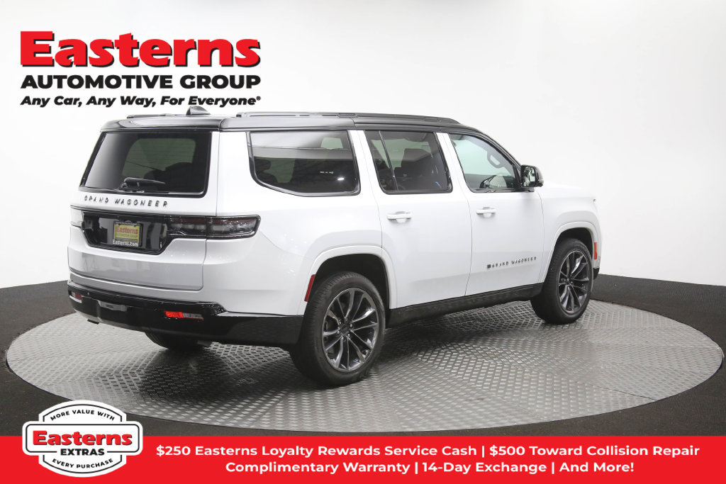 Used 2025 Jeep Grand Wagoneer Series III w/ Rear Seat Video Group 1 AWD/4WD image 48