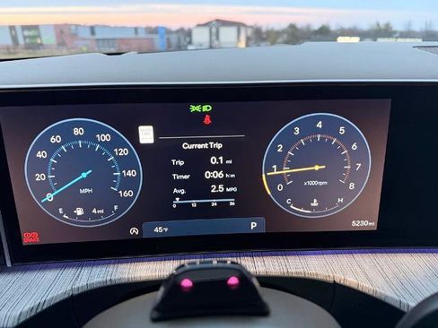 Used 2025 Hyundai Santa Fe Calligraphy image 10