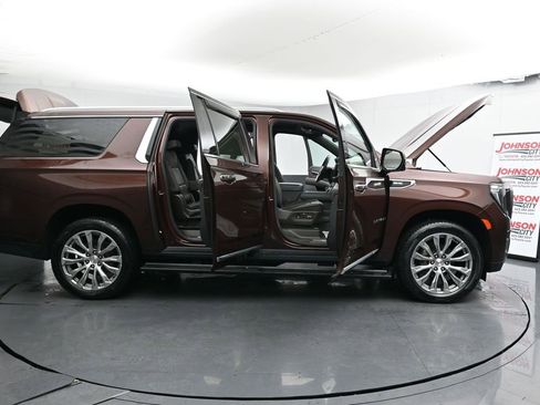 Used 2022 GMC Yukon XL Denali w/ Denali Ultimate Package image 49