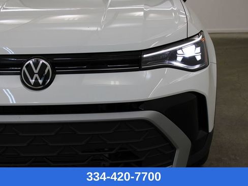 New 2026 Volkswagen Taos S image 7