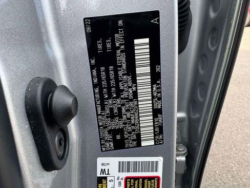 Used 2022 Toyota Highlander XLE image 10