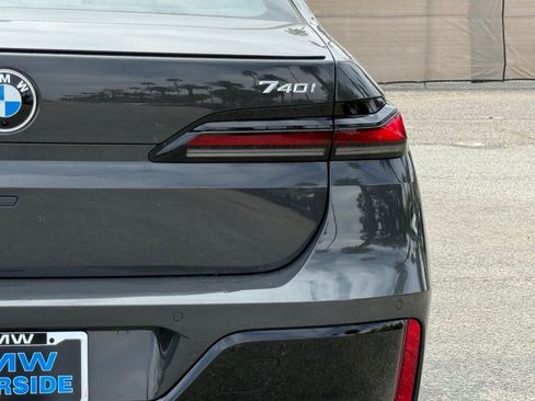 New 2026 BMW 740i w/ Premium Package RWD image 14